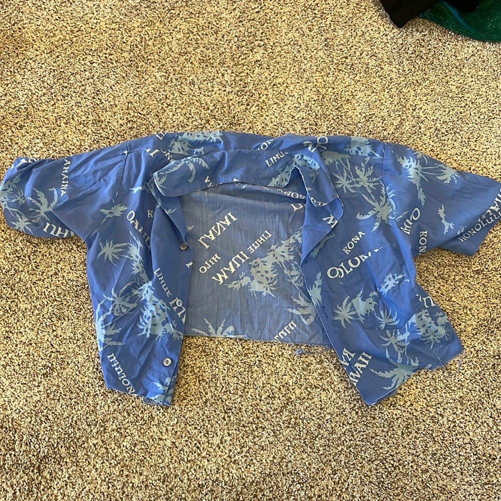 Cropped Hawaiian shirt